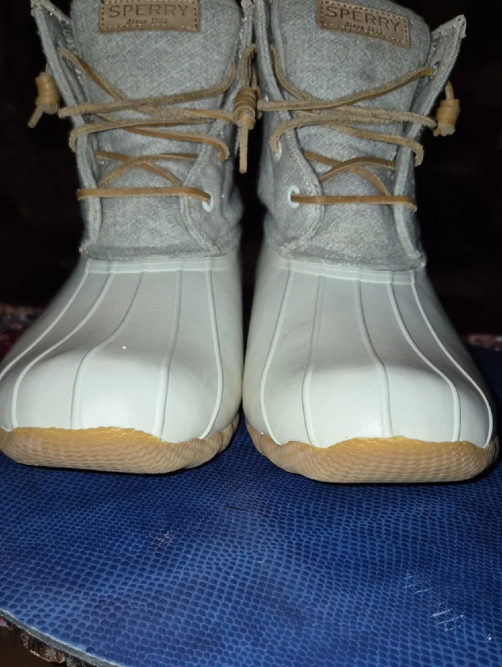 Sperry  Saltwater cream&gray Duck Boots. EC. 3M Thinsulate Womens Sz 10.(#2015S)
